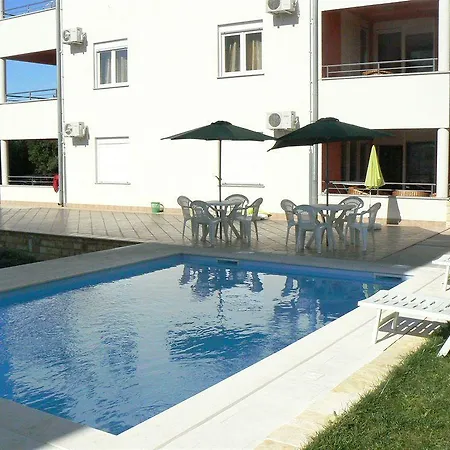 Hotel Sunset Beach Suites 4*