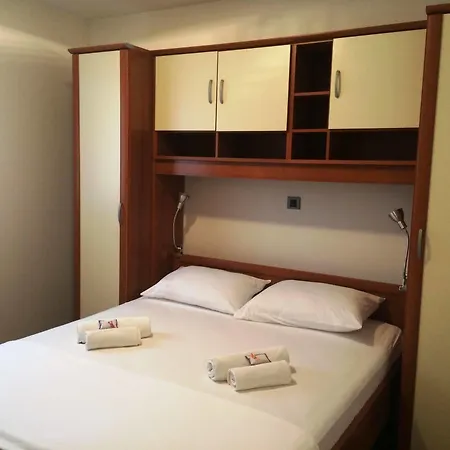 Sunset Beach Suites Hotel 4*