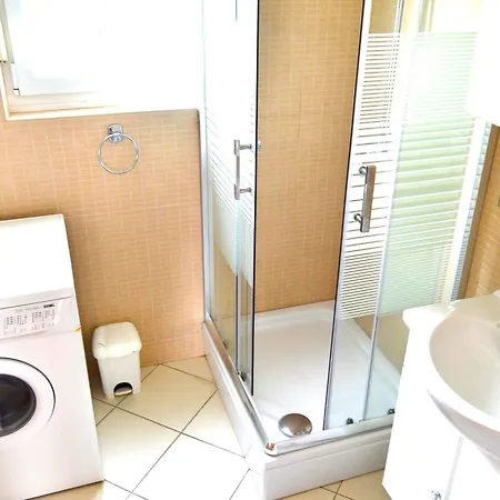 Sunset Beach Suites 4*