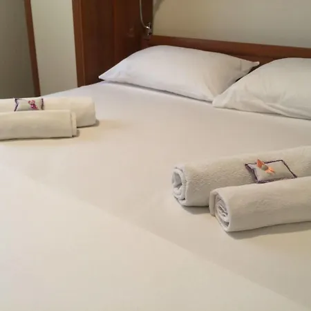 Sunset Beach Suites Hotel Kozino